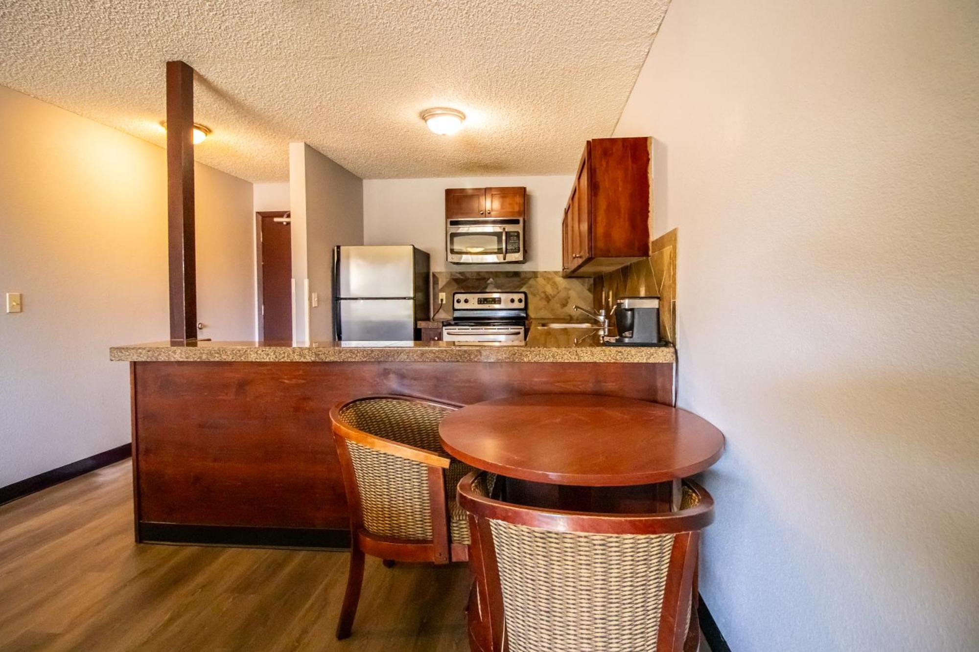 Red Lion Inn & Suites Vancouver Ngoại thất bức ảnh