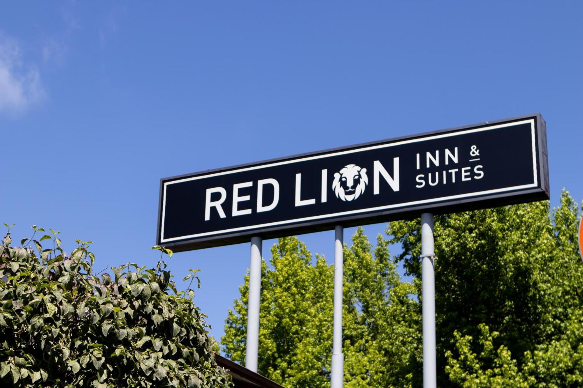 Red Lion Inn & Suites Vancouver Ngoại thất bức ảnh