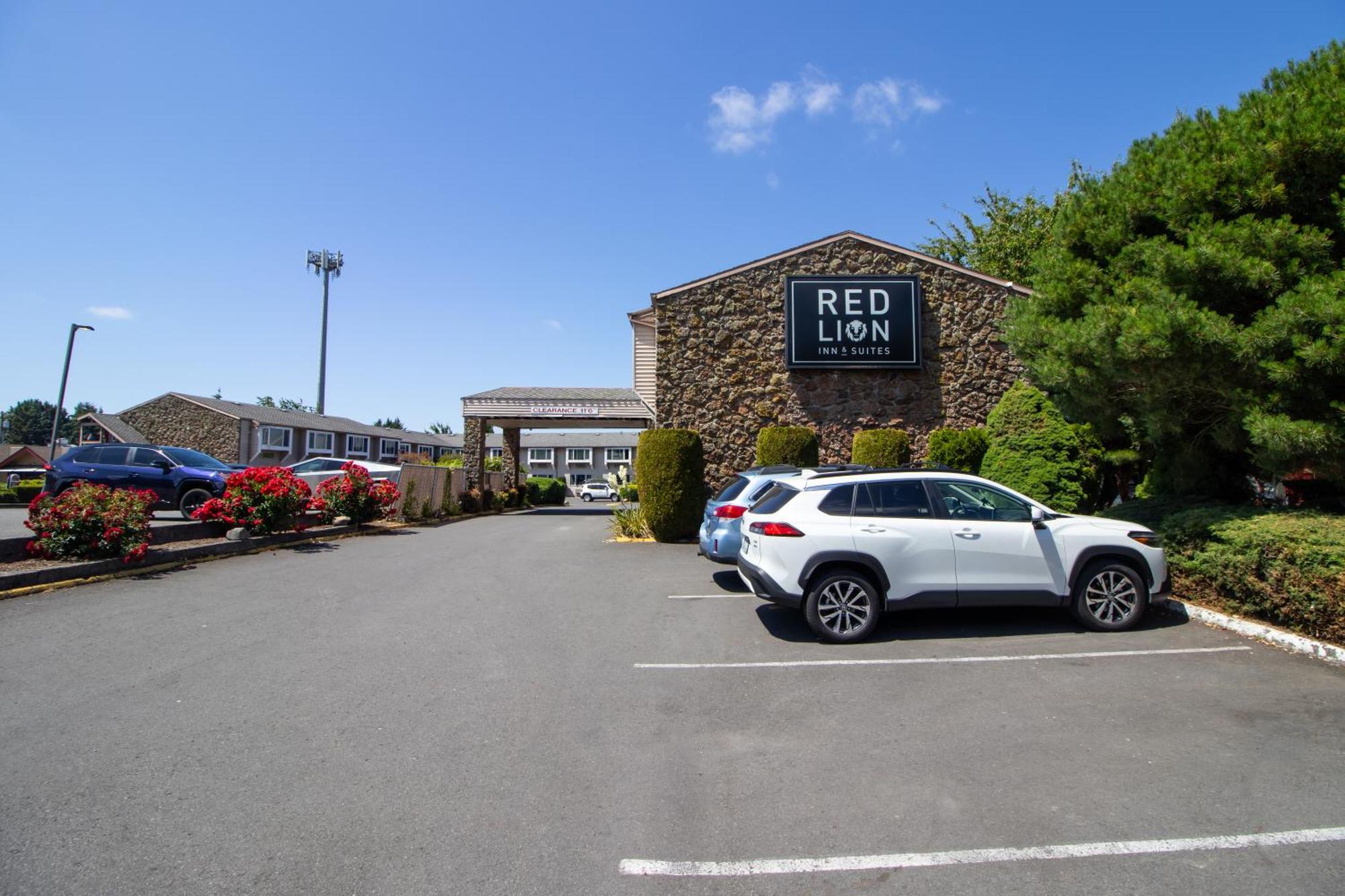Red Lion Inn & Suites Vancouver Ngoại thất bức ảnh