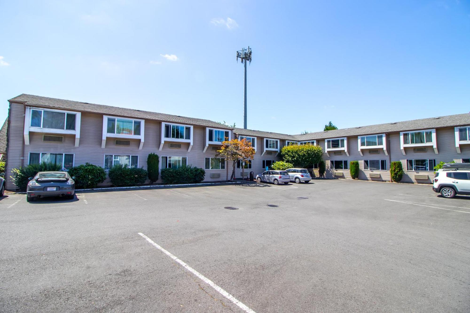 Red Lion Inn & Suites Vancouver Ngoại thất bức ảnh