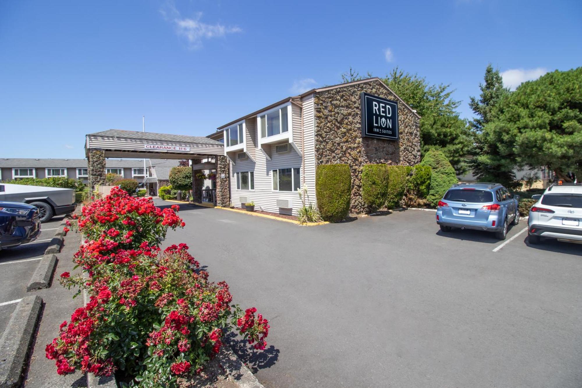 Red Lion Inn & Suites Vancouver Ngoại thất bức ảnh