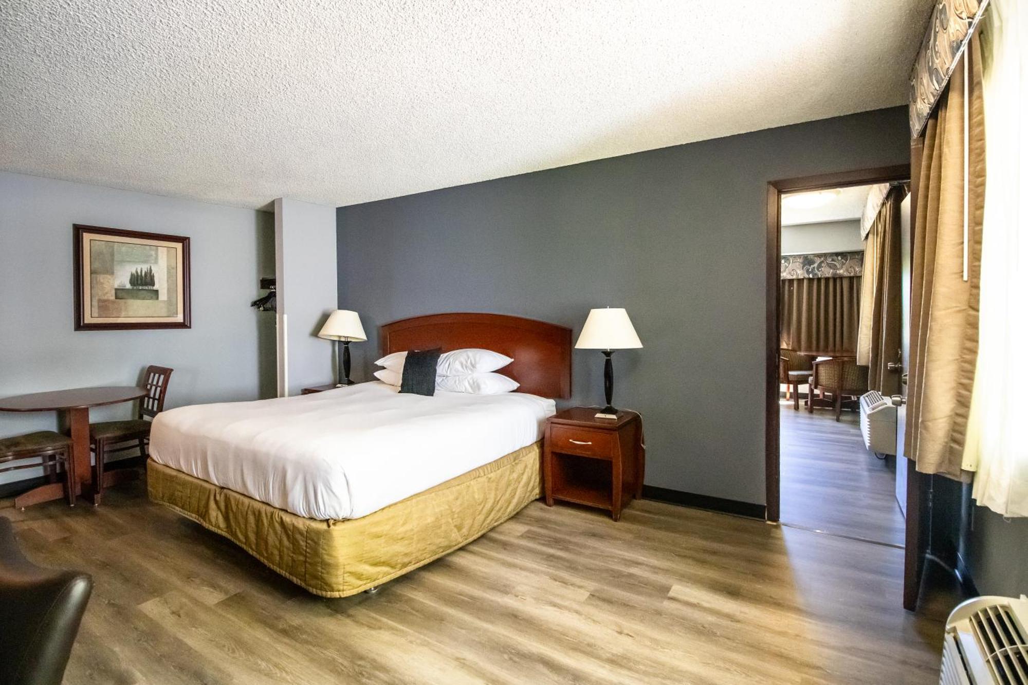 Red Lion Inn & Suites Vancouver Ngoại thất bức ảnh