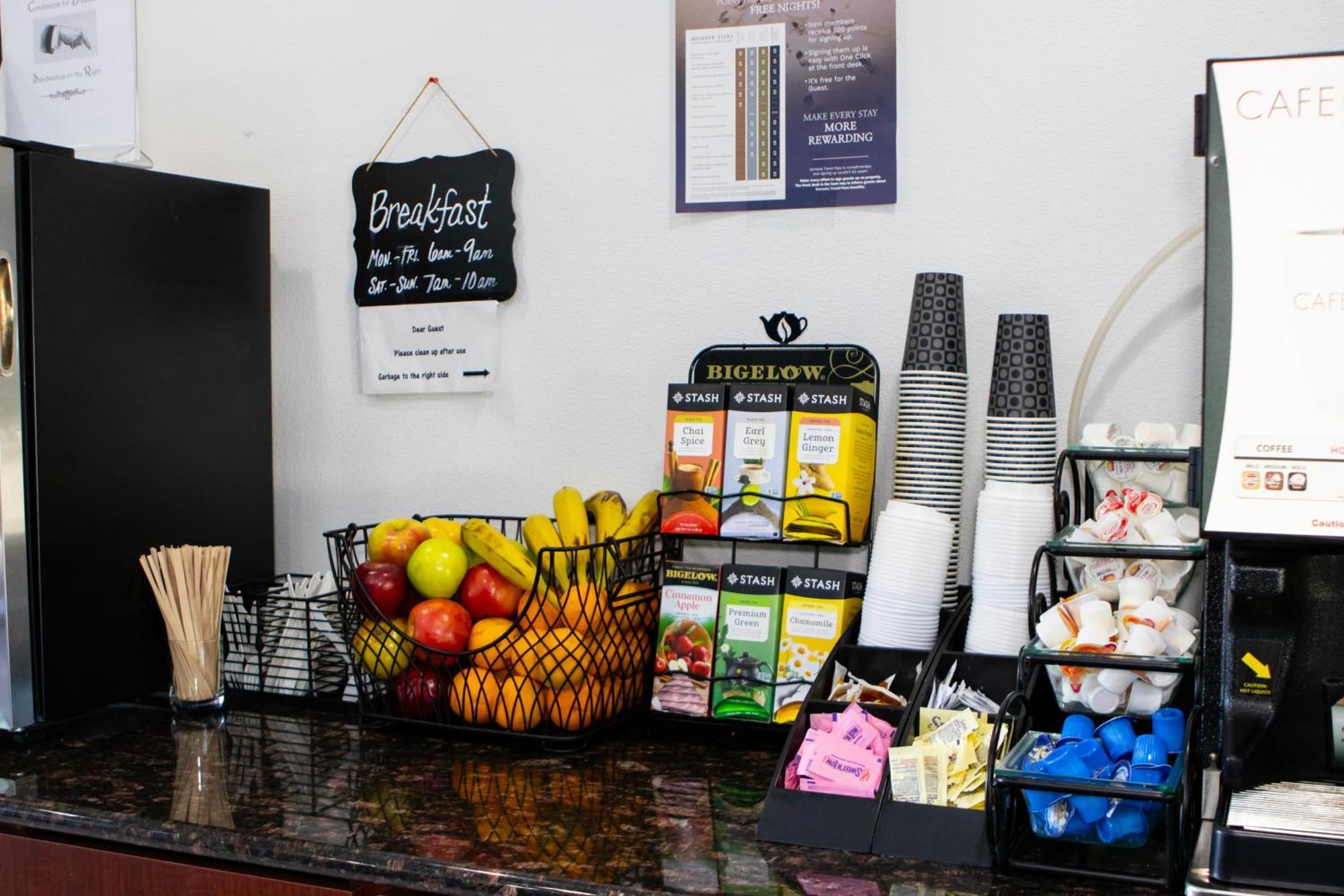 Red Lion Inn & Suites Vancouver Ngoại thất bức ảnh